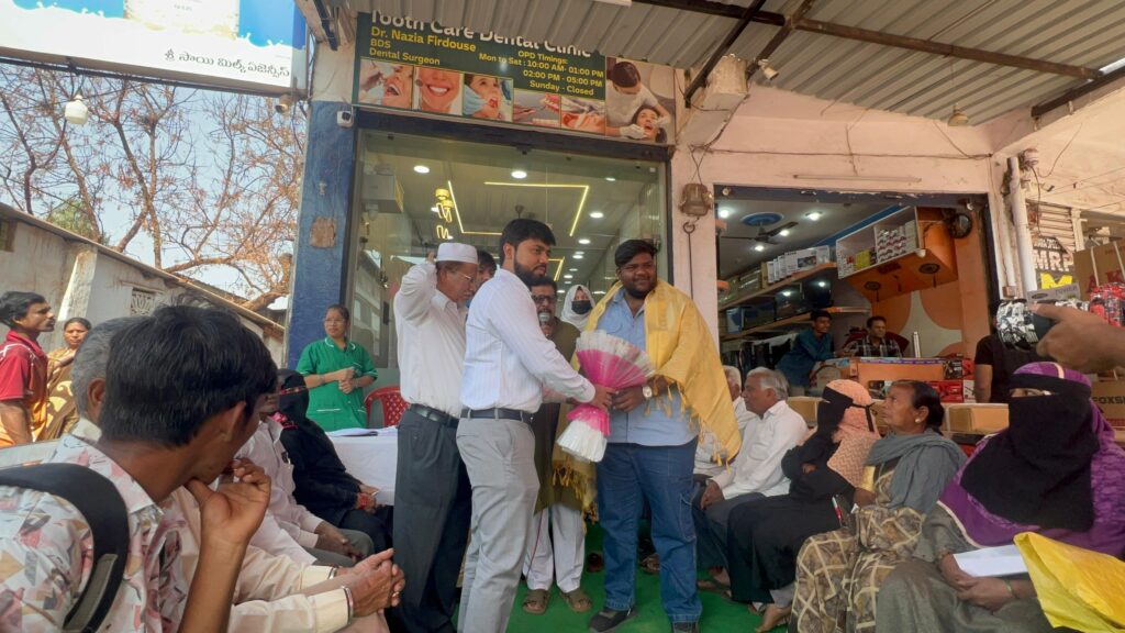 Famous YouTuber and actor Sameer of Warangal Hungama fame inaugurating the free dental camp at Tooth Care Clinic in Zaheerabad to promote oral health awareness under the guidance of Dr. Mohammed Saleem Uddin..